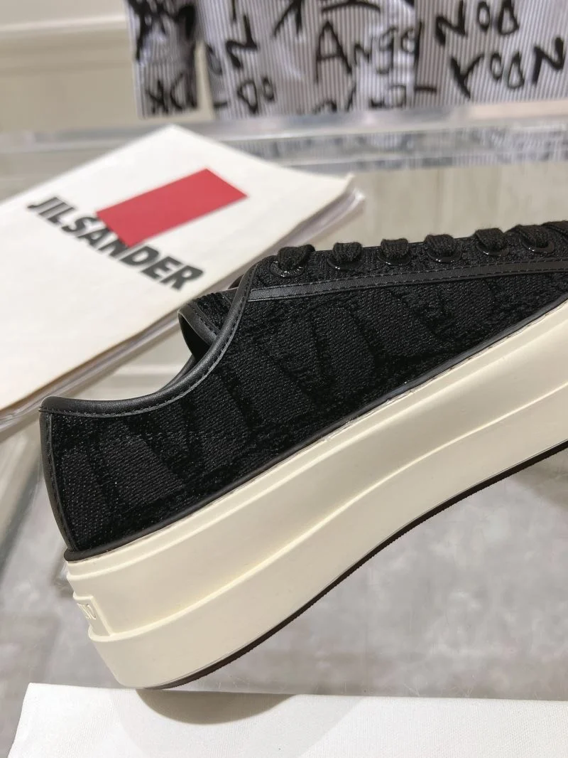 Valentino Low Shoes FashionForward 36262