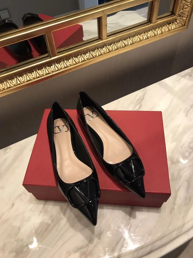 Sustainable Valentino Low Shoes 36706