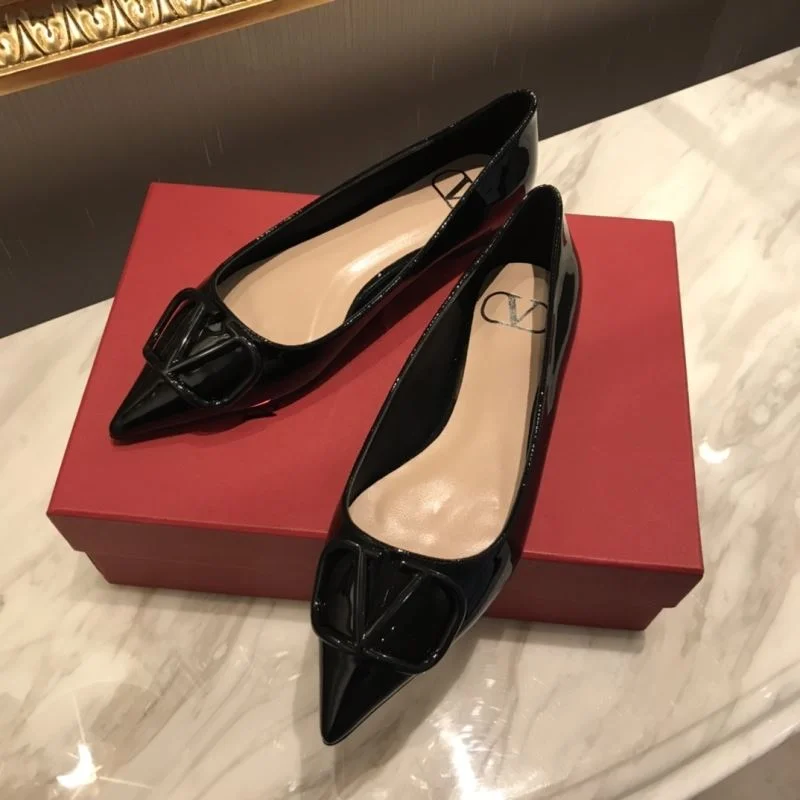 Sustainable Valentino Low Shoes 36706