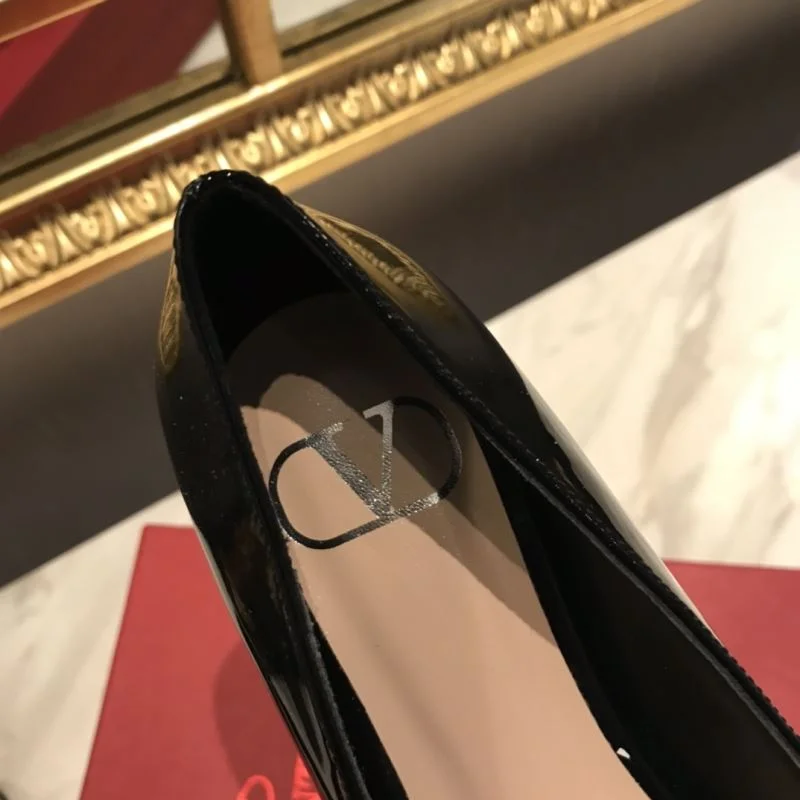 Sustainable Valentino Low Shoes 36706