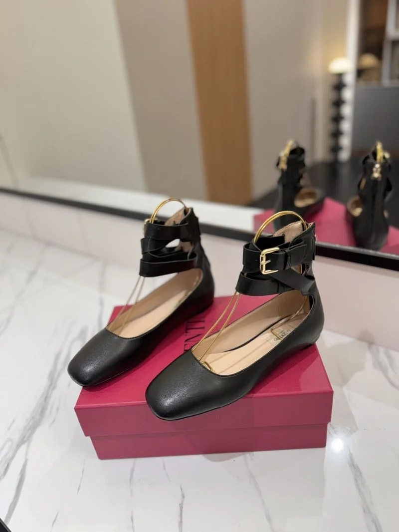 MultiPurpose Valentino Low Shoes 36702