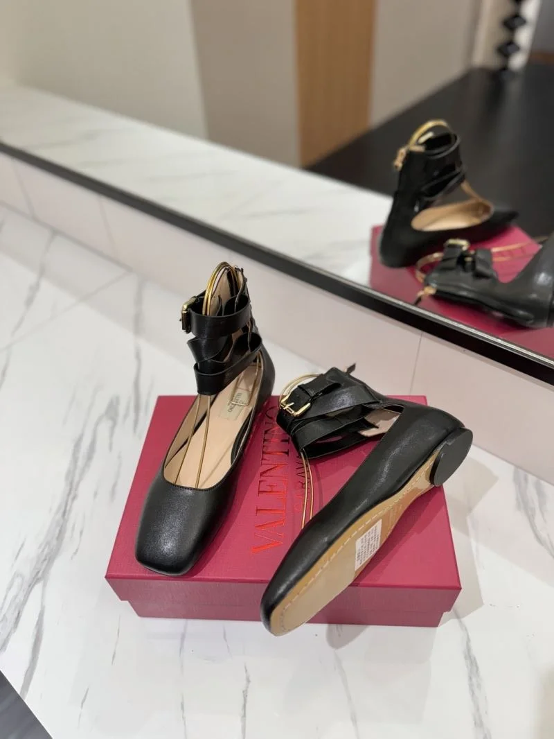 MultiPurpose Valentino Low Shoes 36702