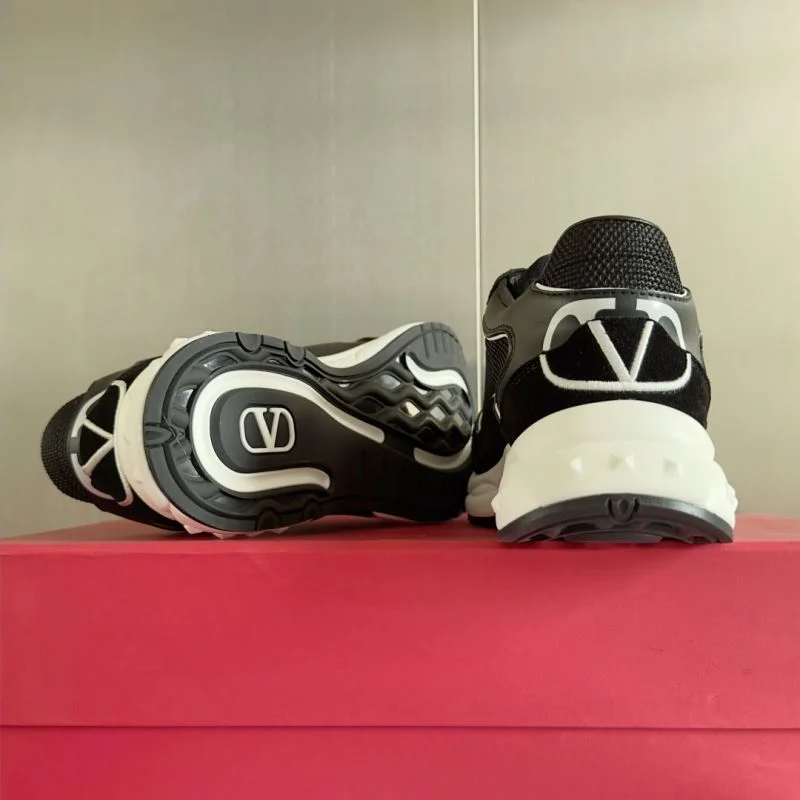 Valentino Low Shoes OdorResistant 36445