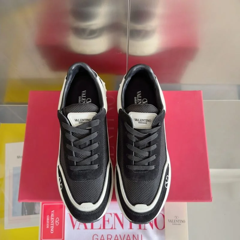 Affordable Valentino Low Shoes 36455