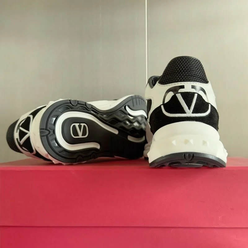 Affordable Valentino Low Shoes 36455