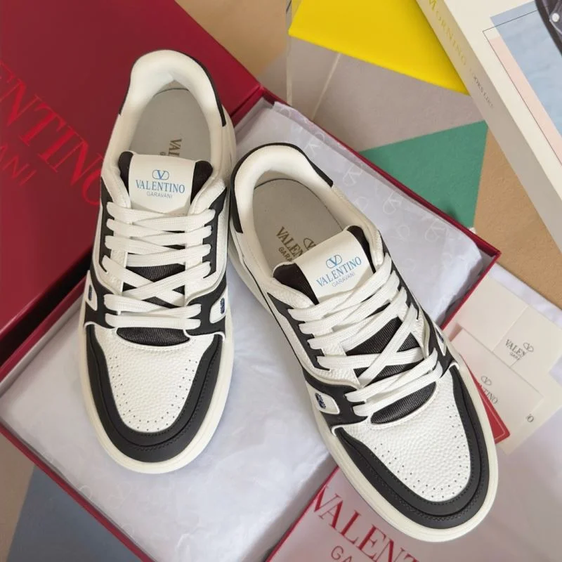 BestValue Valentino Low Shoes 36464