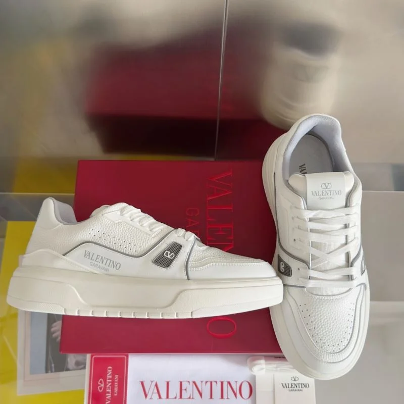 NewStyle Valentino Low Shoes 36458