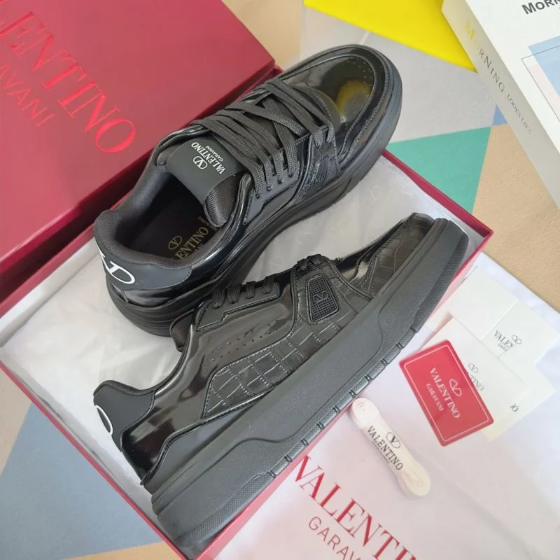 BestValue Valentino Low Shoes 36453