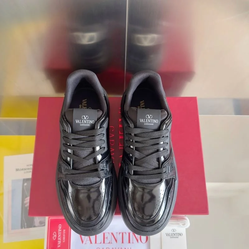 BestValue Valentino Low Shoes 36453