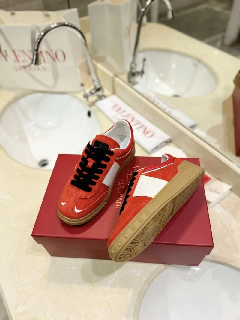 Valentino Low Shoes EyeCatching 36463
