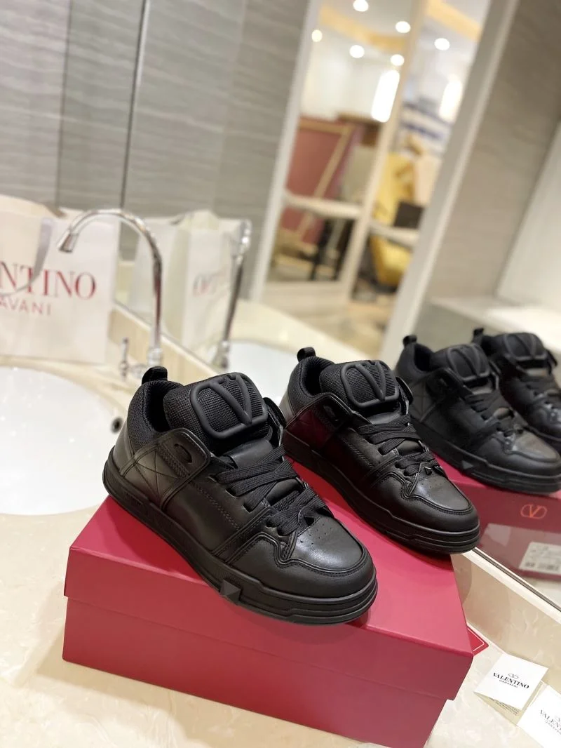 Comfortable Valentino Low Shoes 36440