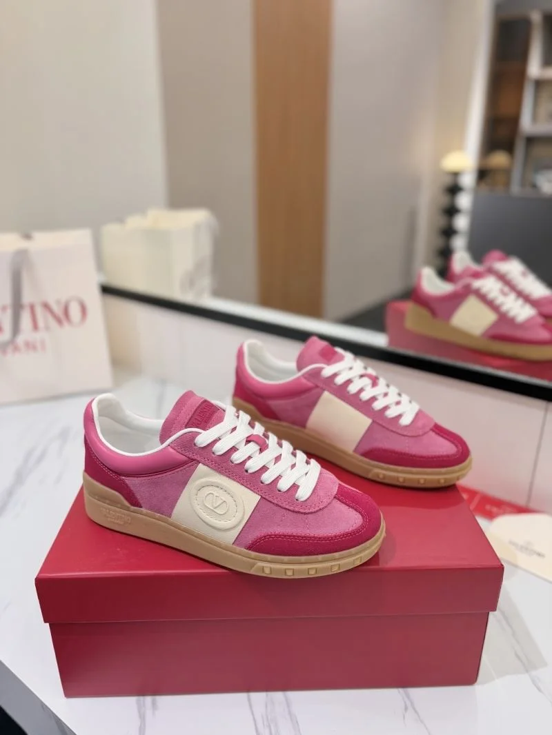 Valentino Low Shoes Unisex 36466