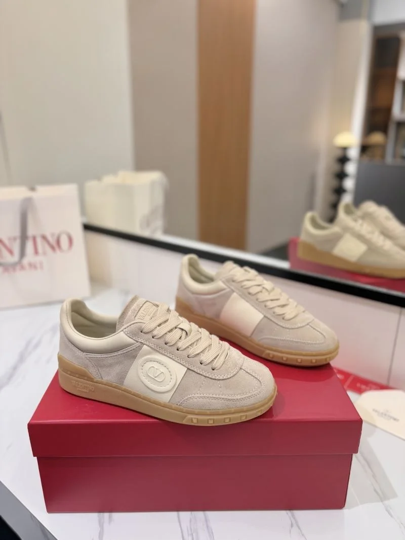 Valentino Low Shoes GoodFit 36462