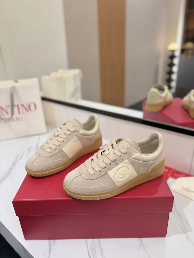 Valentino Low Shoes GoodFit 36462