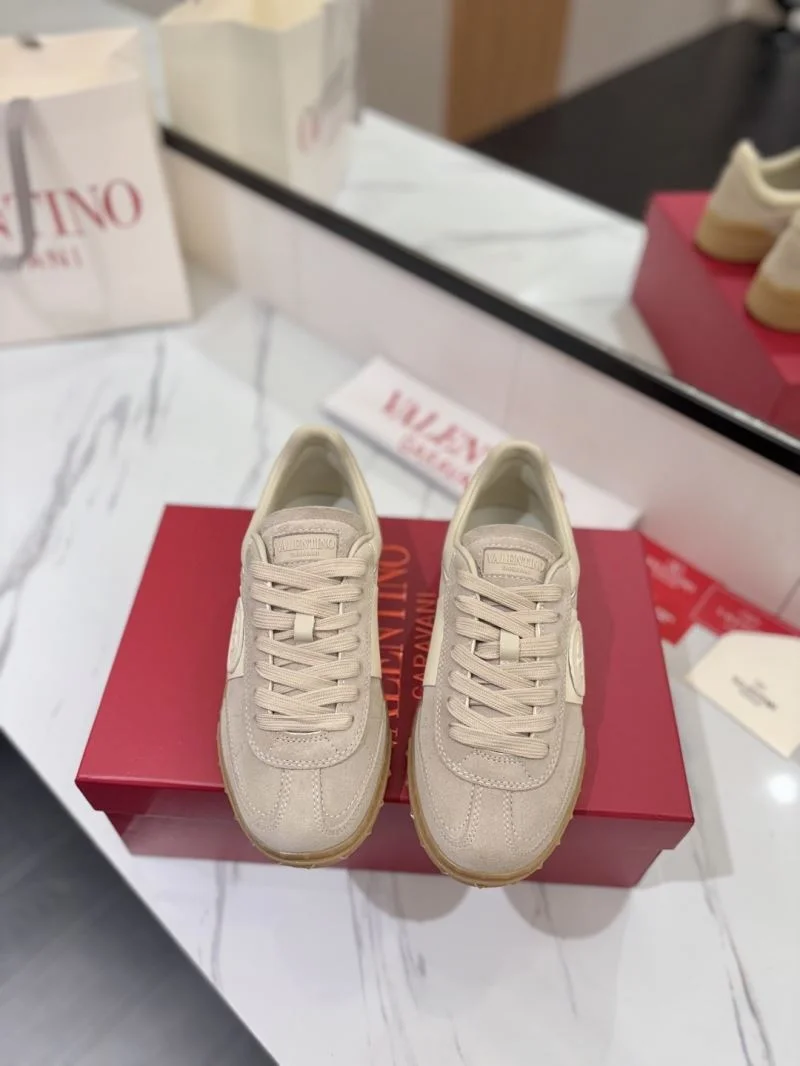 Valentino Low Shoes GoodFit 36462