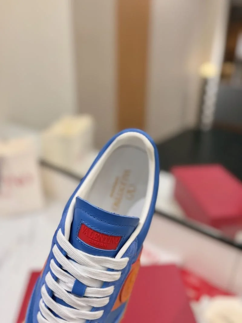 Valentino Low Shoes Unisex 36465