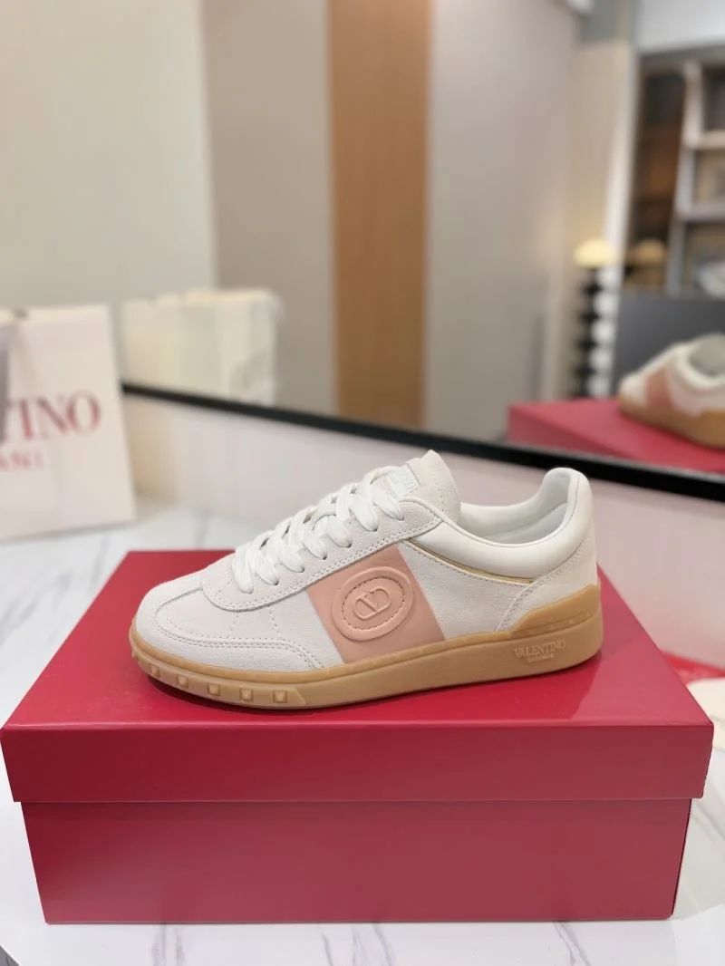 Premium Valentino Low Shoes 36459