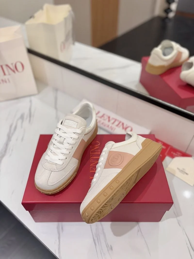 Premium Valentino Low Shoes 36459