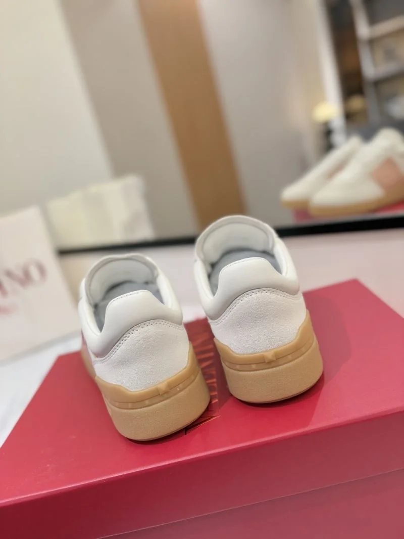 Premium Valentino Low Shoes 36459