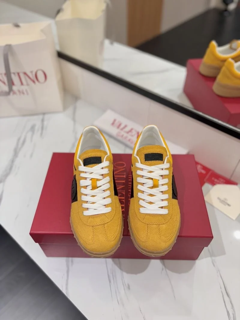 Valentino Low Shoes Contemporary 36436