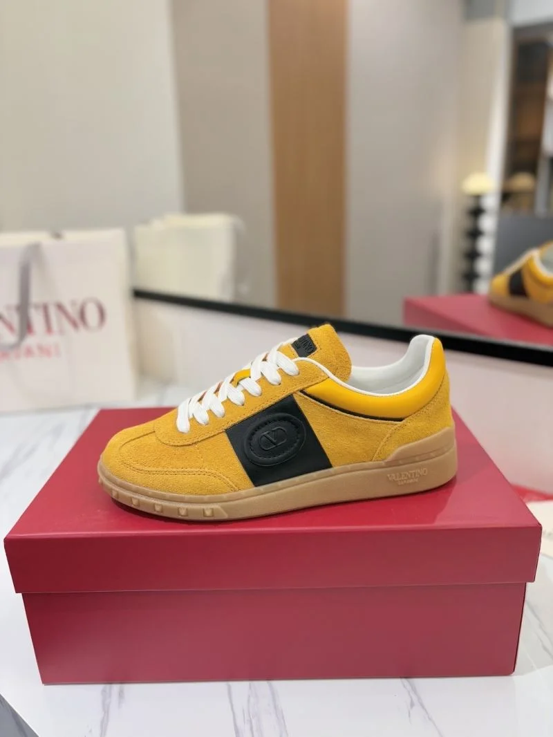 Valentino Low Shoes Contemporary 36436