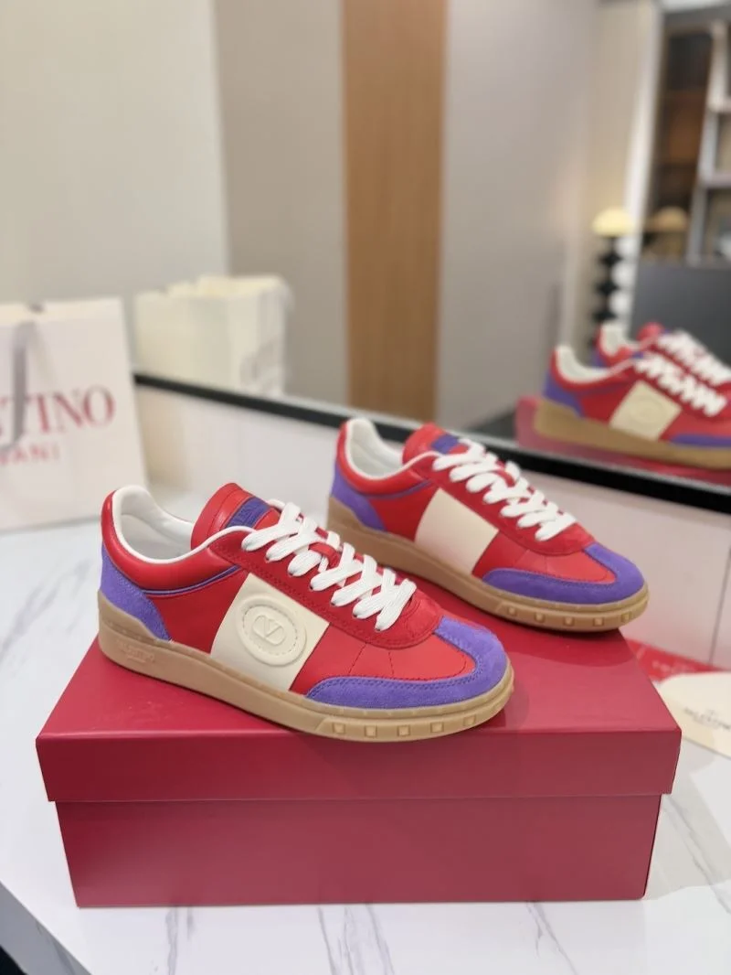 Valentino Low Shoes WrinkleFree 36433
