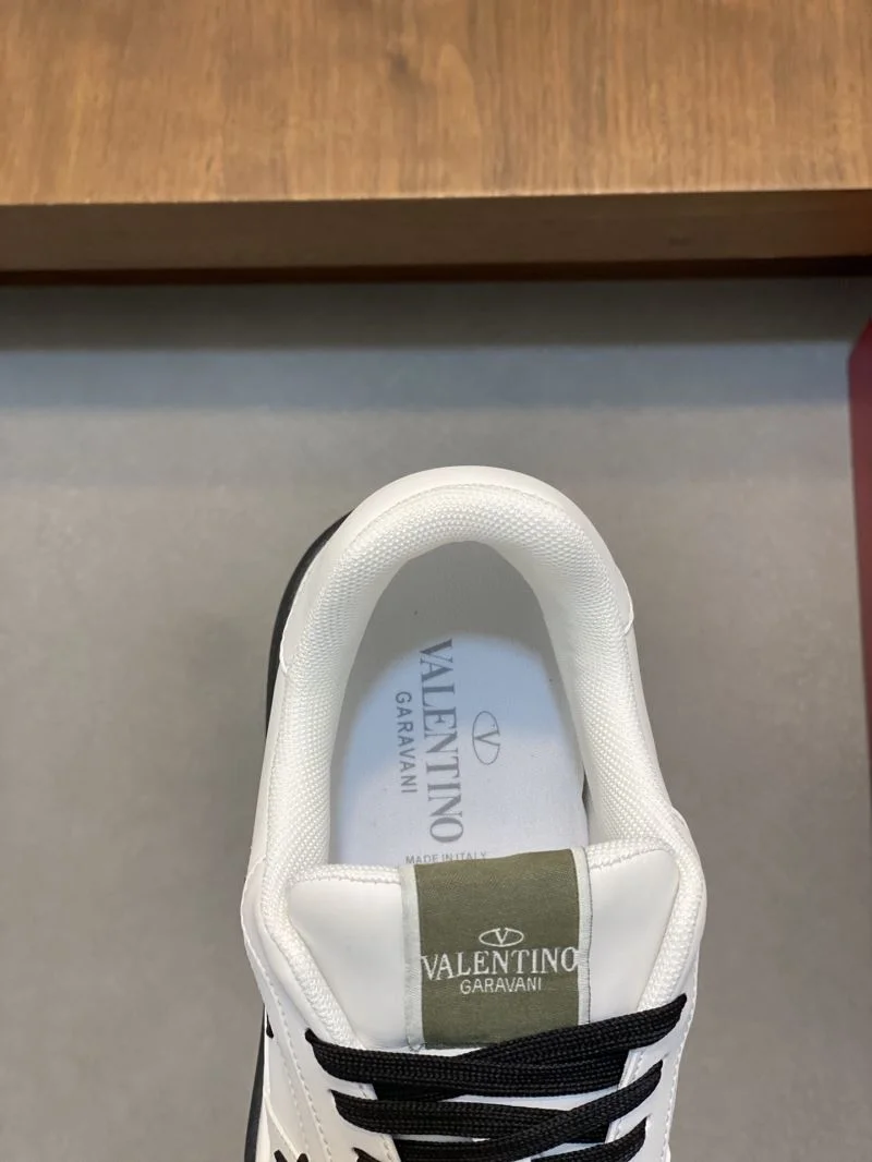 Contemporary Valentino Low Shoes 37027