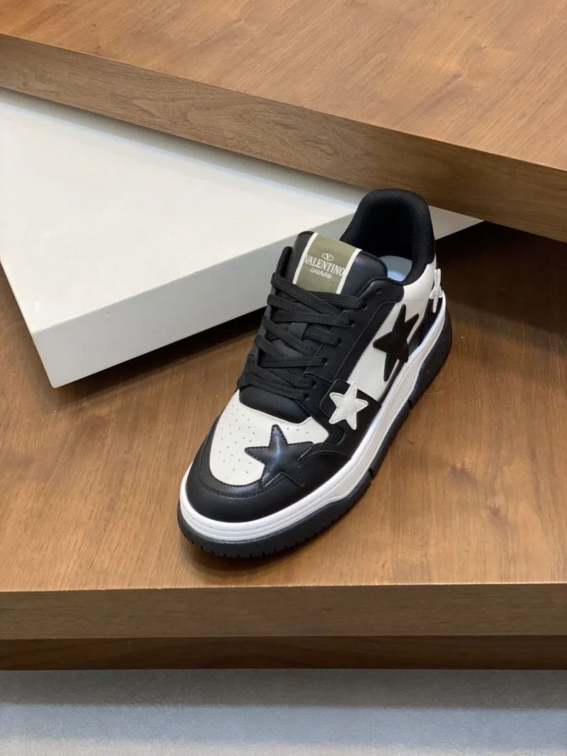 Youthful Valentino Low Shoes 37025
