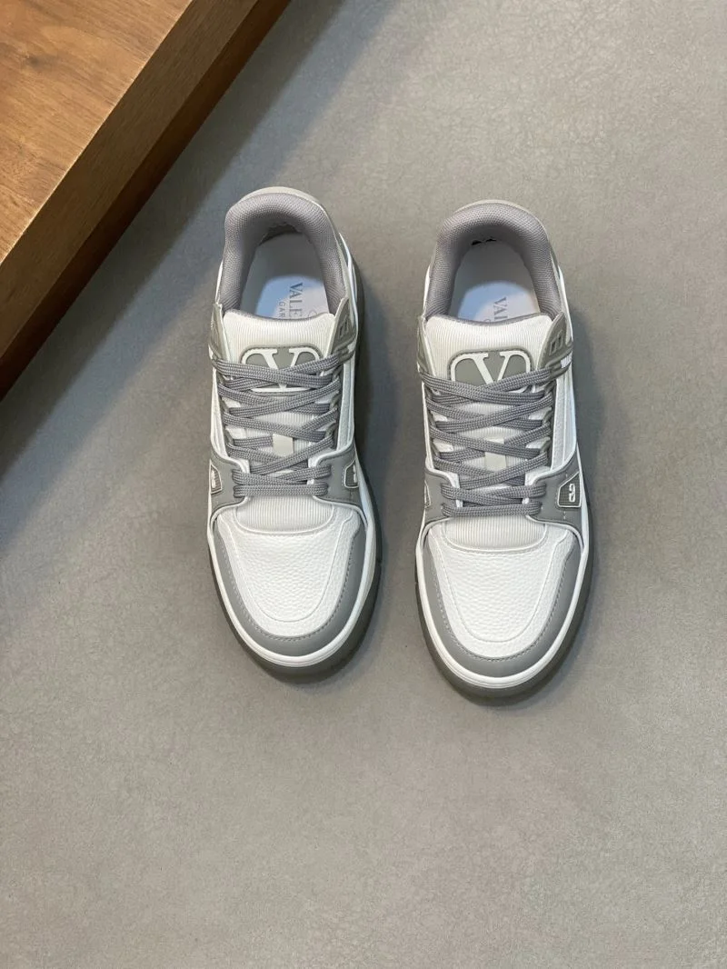ComfortFit Valentino Low Shoes 37022