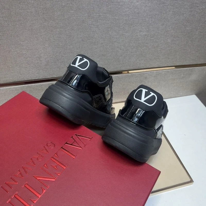 Popular Valentino Low Shoes 37017