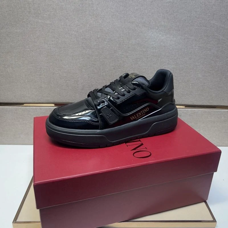 Valentino Low Shoes AllSeason 37003