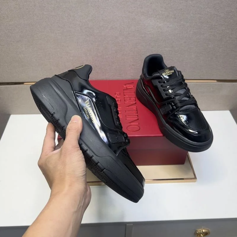 Valentino Low Shoes AllSeason 37003
