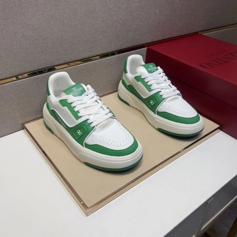 Valentino Low Shoes Practical 37008