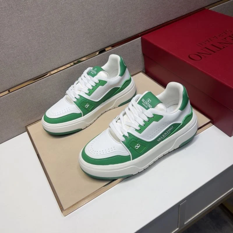 Valentino Low Shoes Practical 37008