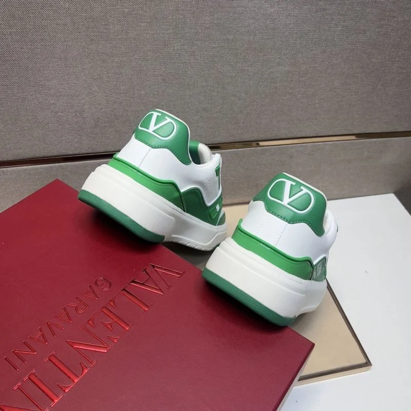 Valentino Low Shoes Practical 37008