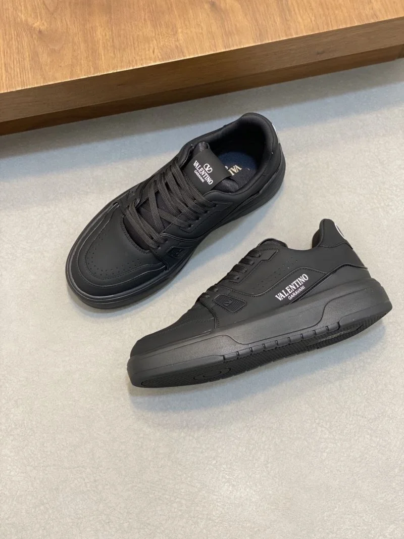 Casual Valentino Low Shoes 37002