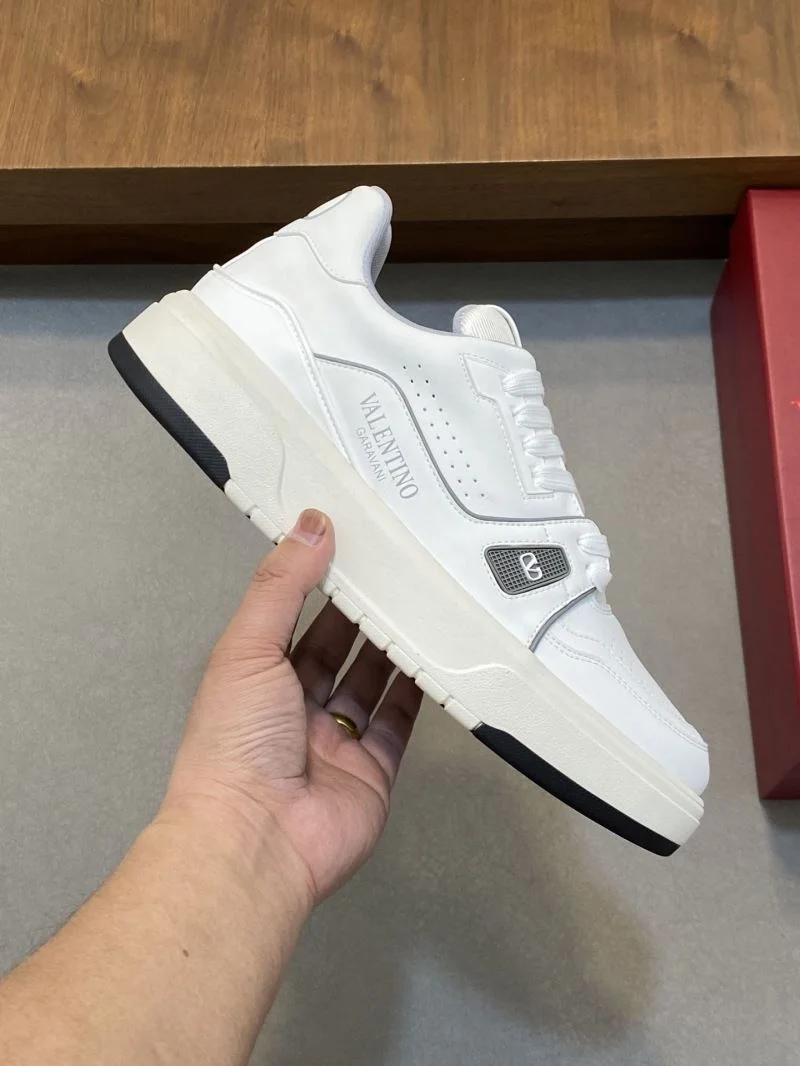 Valentino Low Shoes DailyWear 36998