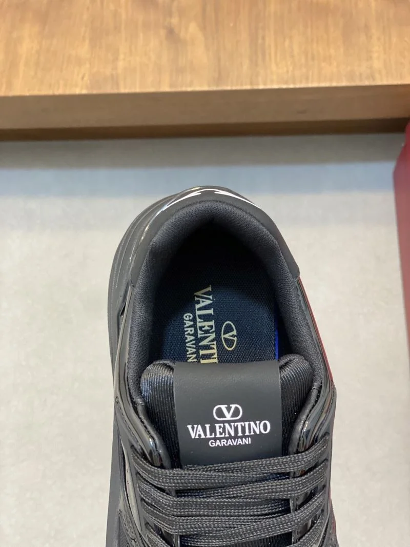Popular Valentino Low Shoes 36997
