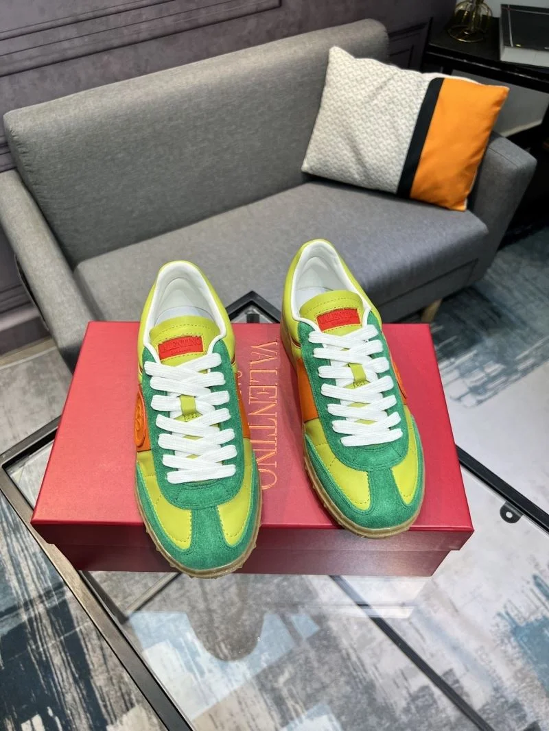 Valentino Low Shoes Fashionable 36999