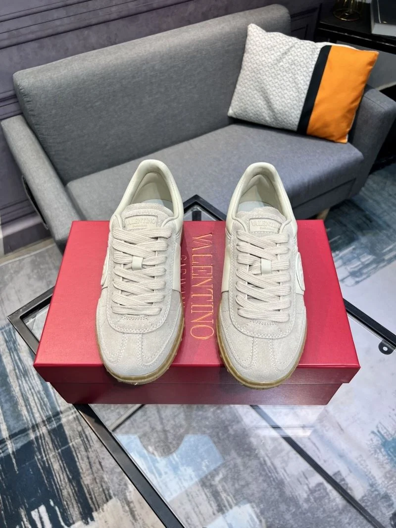 Bold Valentino Low Shoes 36989
