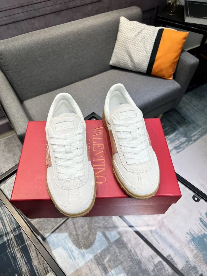Valentino Low Shoes Minimalist 36984