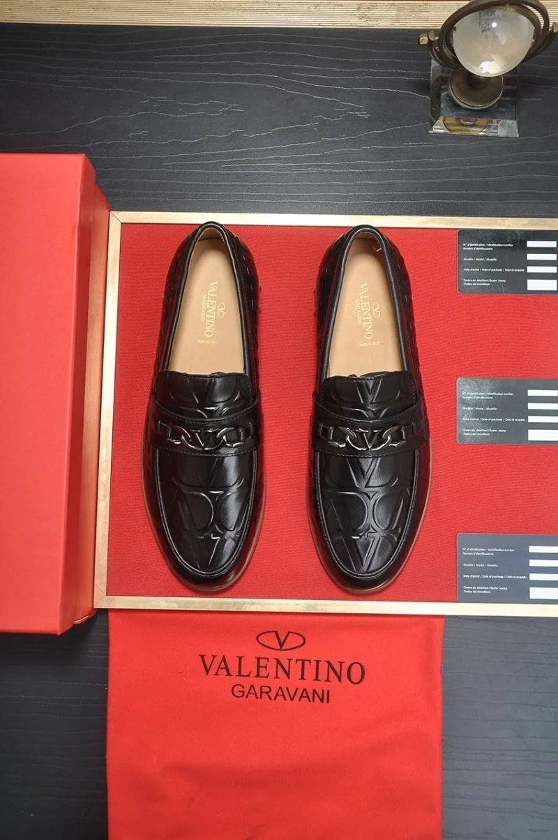Durable Valentino Low Shoes 36987