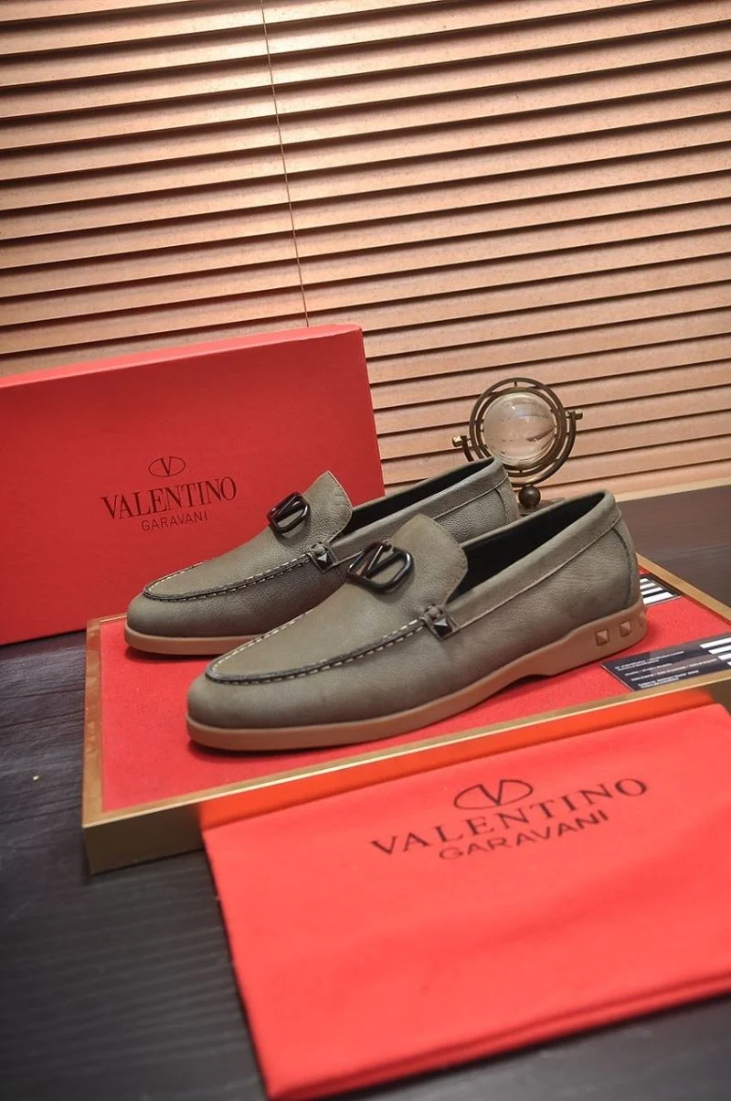 WeatherProof Valentino Low Shoes 36982