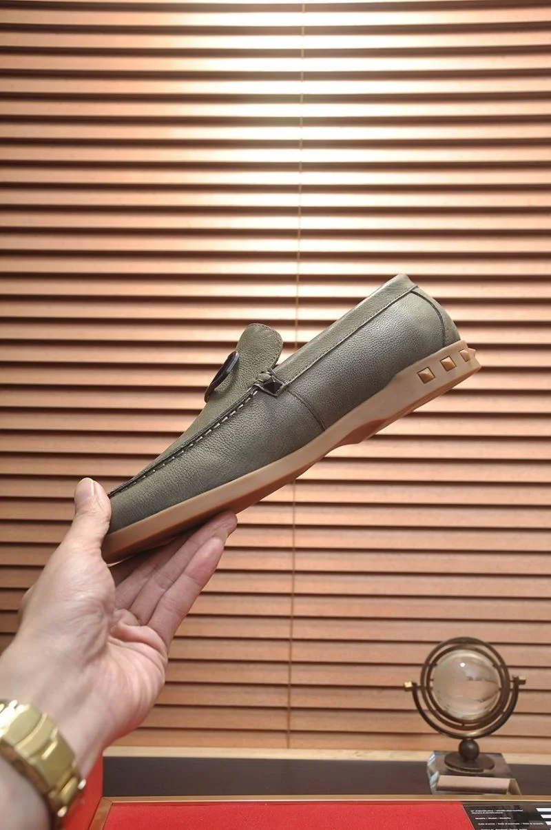 WeatherProof Valentino Low Shoes 36982