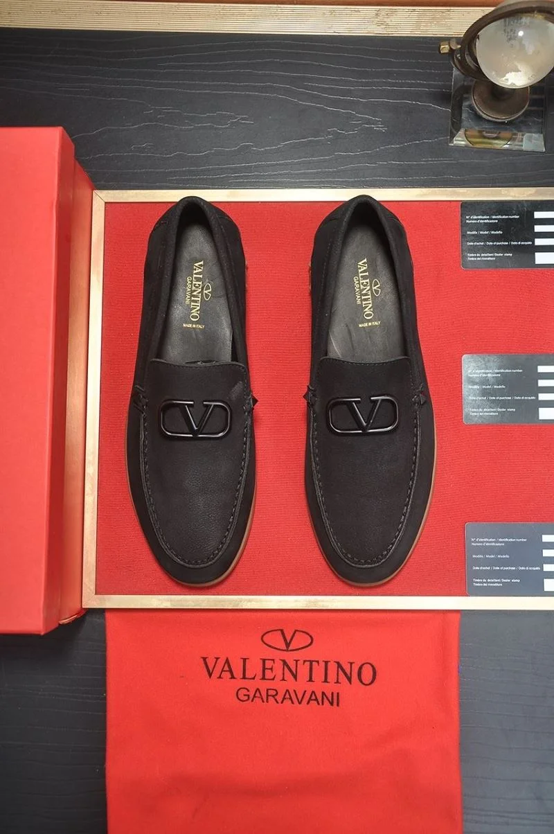 Valentino Low Shoes Stylish 36983