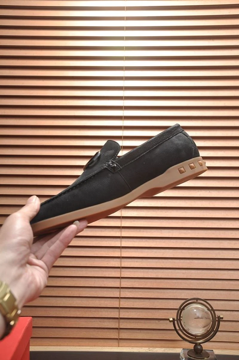 Valentino Low Shoes Stylish 36983