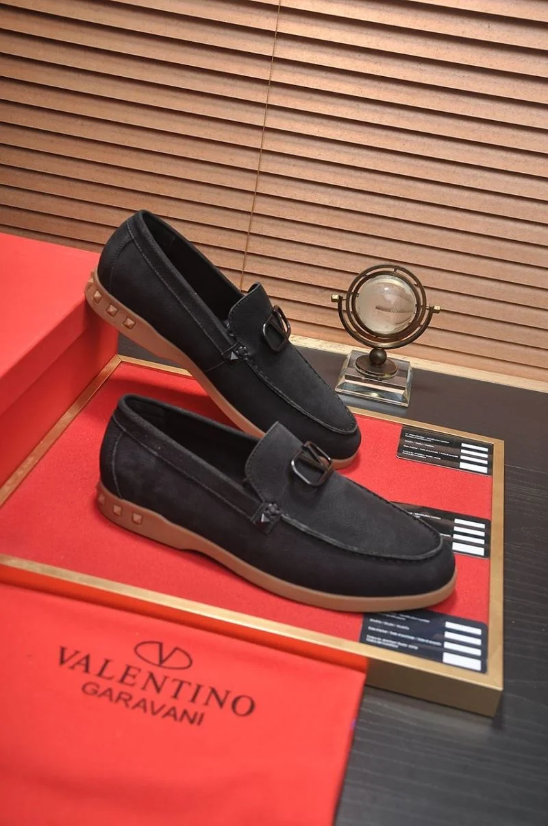 Valentino Low Shoes Stylish 36983