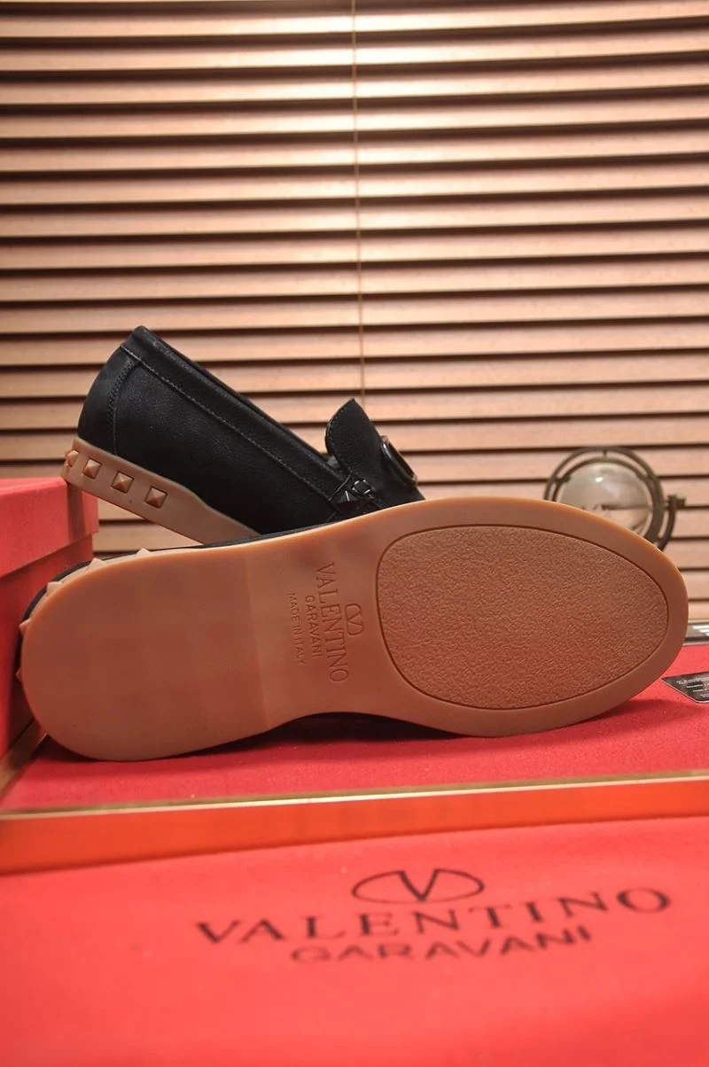 Valentino Low Shoes Stylish 36983