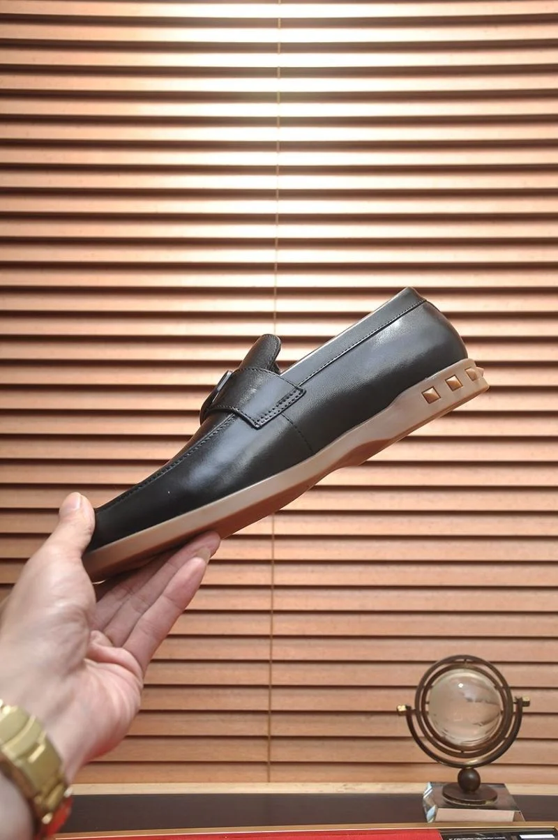 Durable Valentino Low Shoes 36978