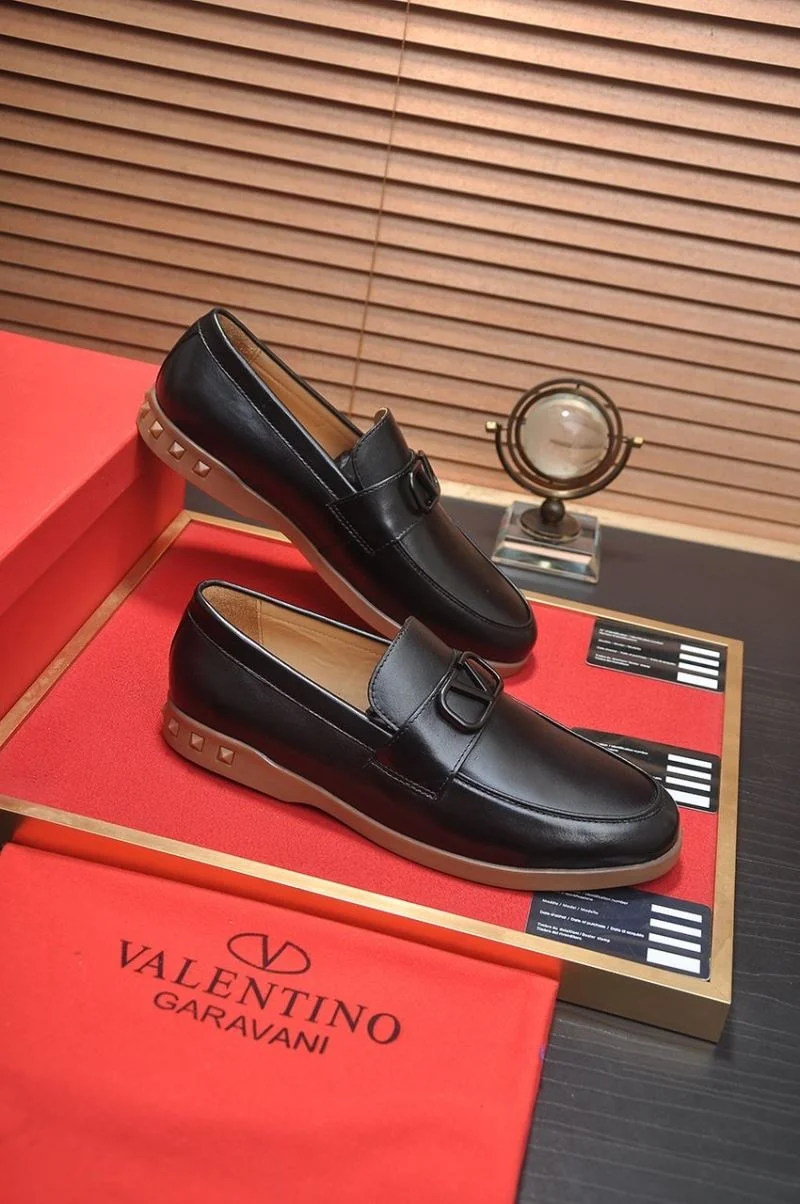 Durable Valentino Low Shoes 36978